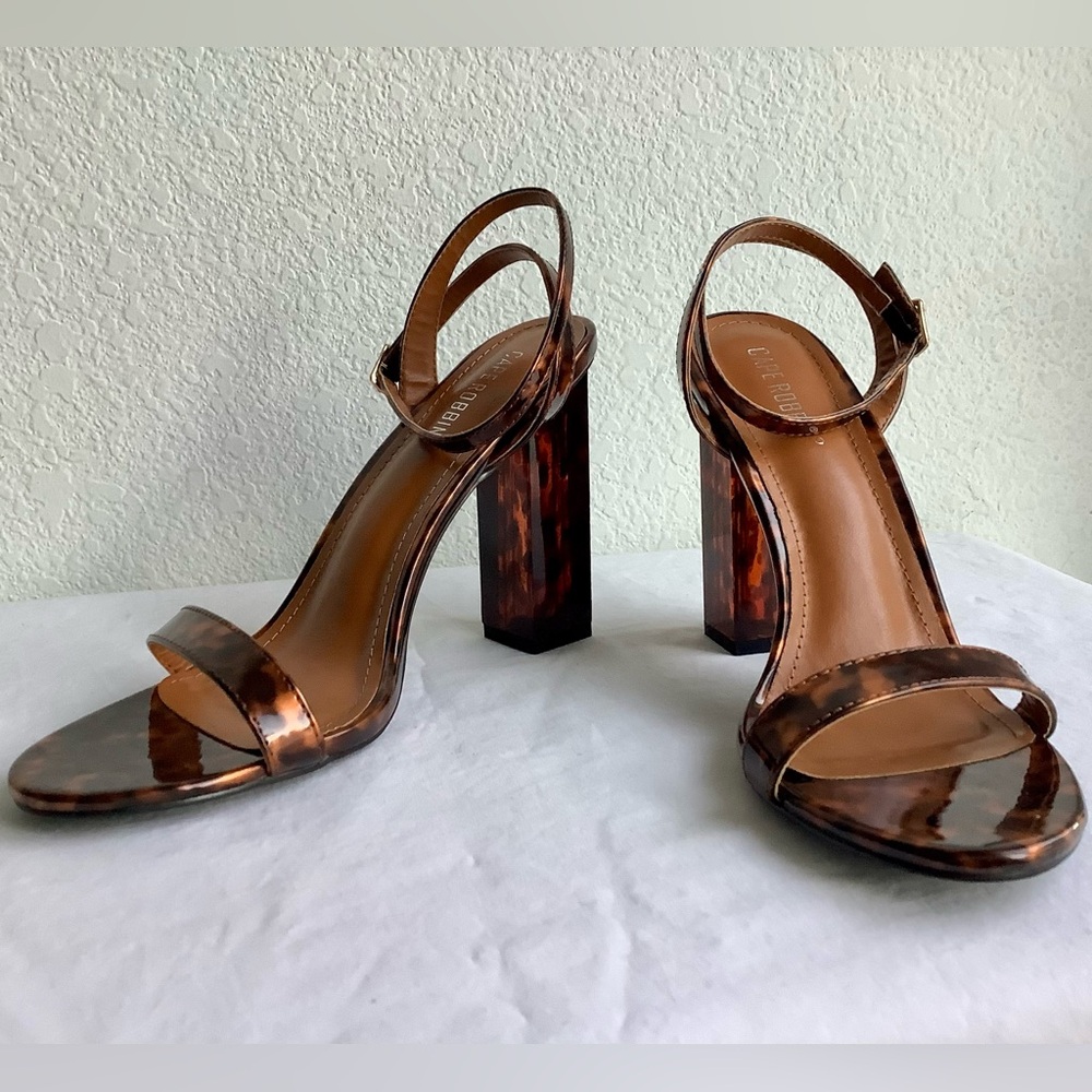 Cape Robbin Tortoise Shell Heels - Picture 6 of 9